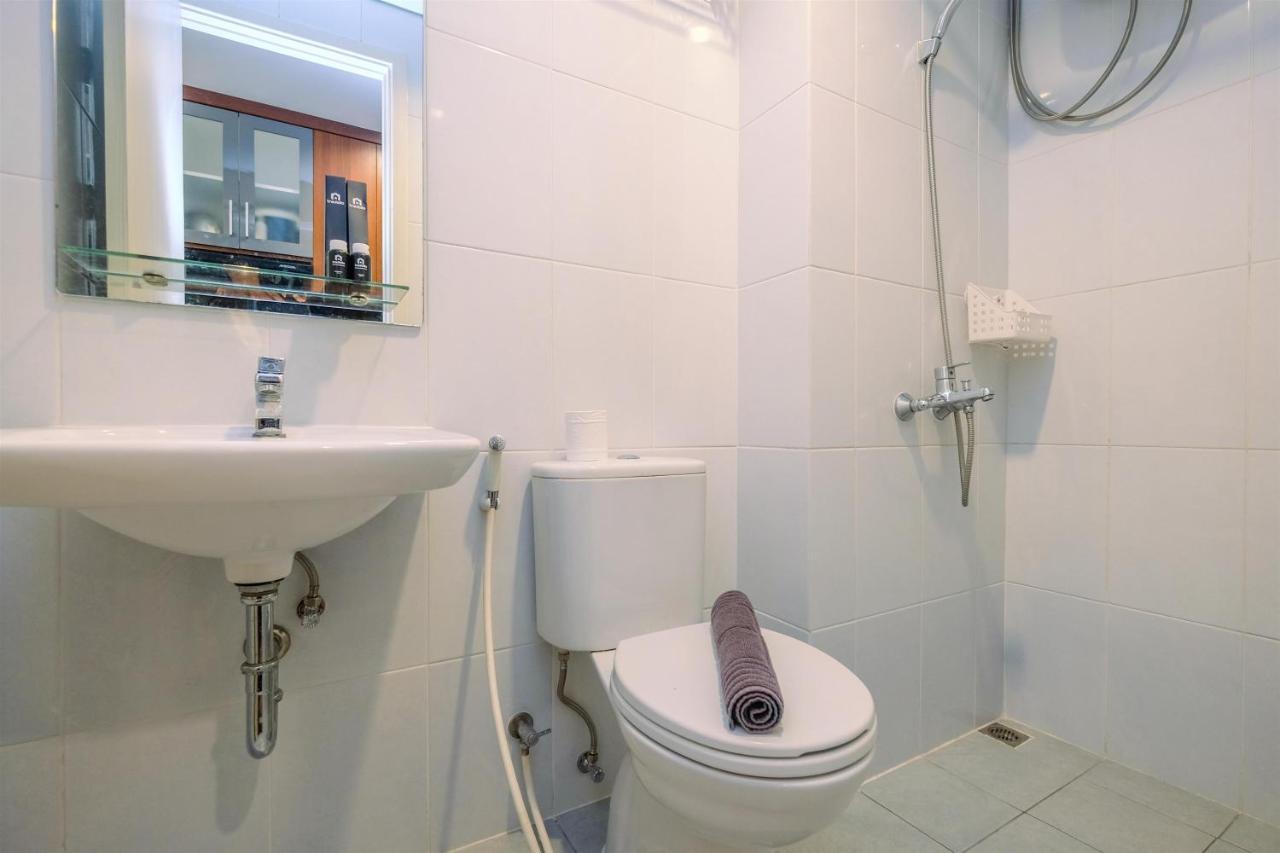 Modern And Compact At Patraland Urbano By Travelio Apartemen *